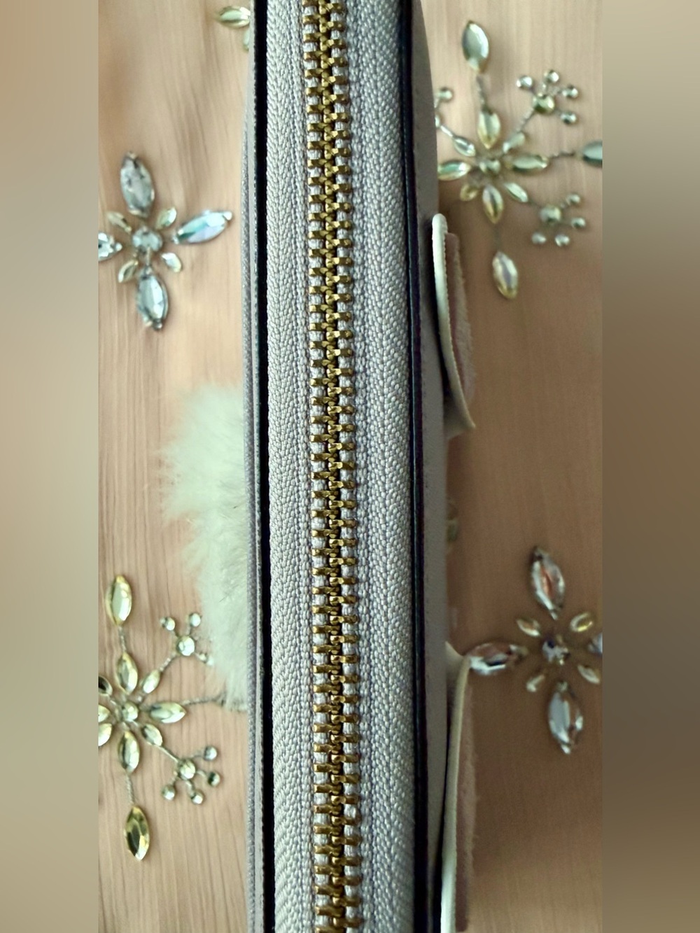 Kate Spade Hop to It Rabbit Neda Wallet - Picture 13 of 16